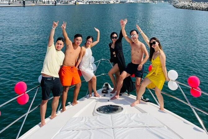 Shared Yacht Tour in Dubai Marina - Bluewaters stop: Ain Dubai and a major lifestyle island view