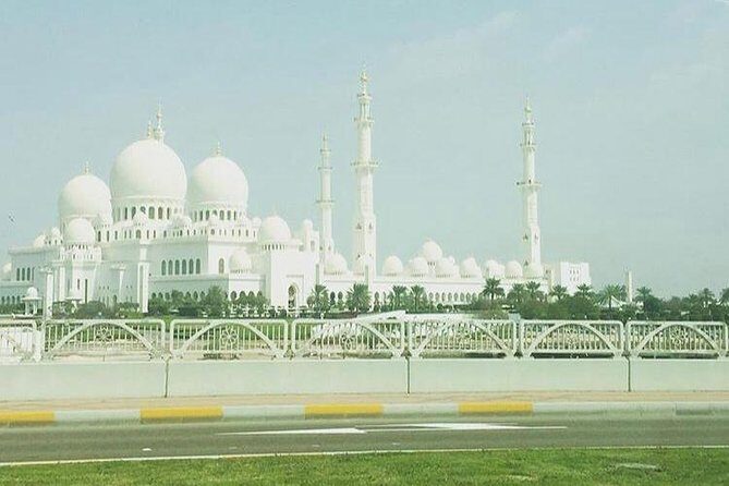 Sheikh Zayed Grand Mosque Abu Dhabi ! Private Tour from Dubai - Value check: is the tour worth it for you?
