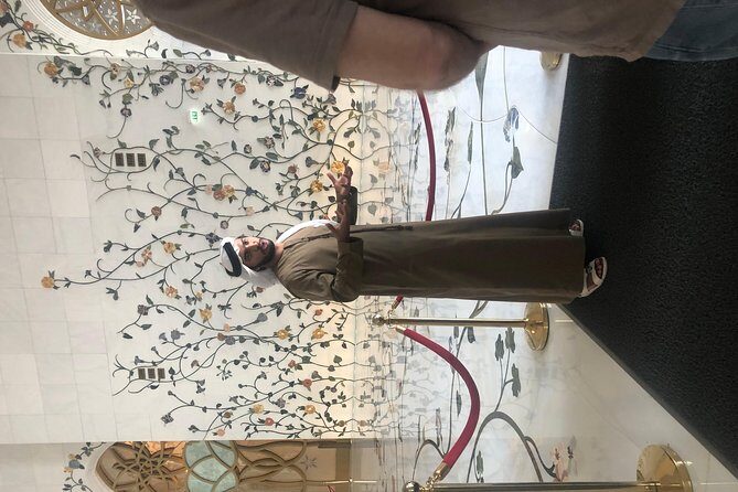 Sheikh Zayed Grand Mosque with Emirati - Why Sheikh Zayed Grand Mosque is such a big deal