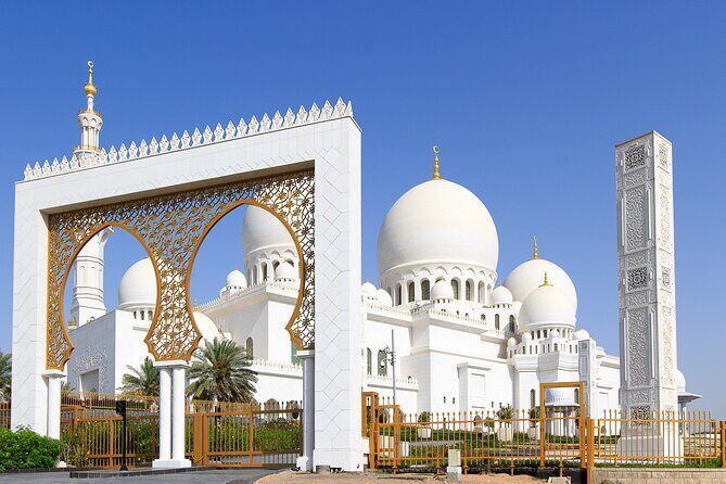 Sheikh Zayed Mosque Half Day Tour in Abu Dhabi - Dress Wear, QR Codes, and Staying Calm at Check-In