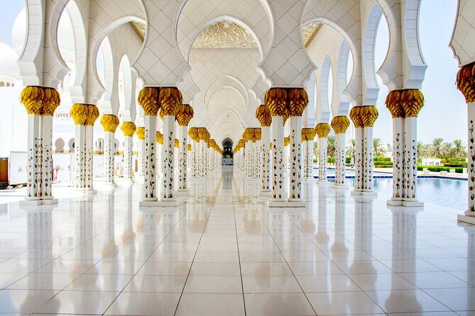 Sheikh Zayed Mosque Half Day Tour in Abu Dhabi - The Half-Day Structure: A 3–5 Hour Mosque Center Stop
