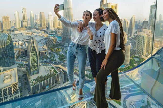 Sky Views Dubai Ticket - The Bridge Between Towers: 150 Feet of Glass-Panel Drama