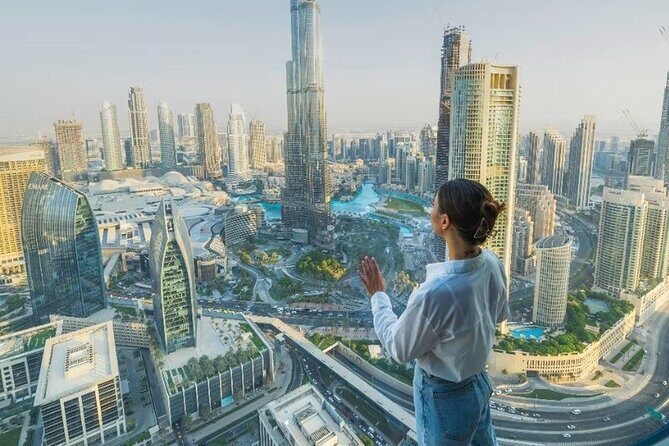 Sky Views Dubai with Options - Getting there: floors 52–53 and the panoramic glass elevator moment