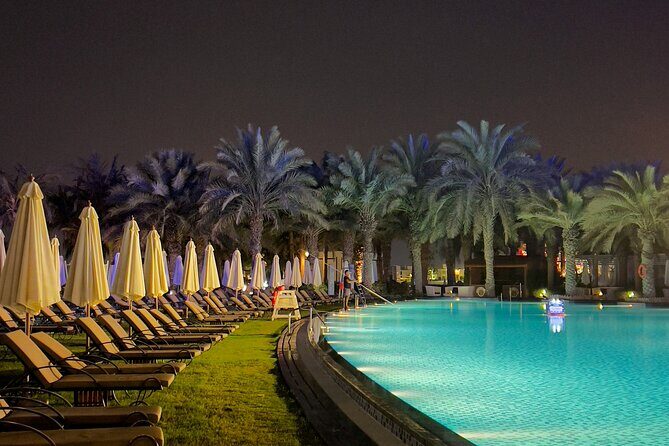 Skyline to Shoreline A Complete Dubai Tour - Burj Khalifa and the view: the ticket choice that changes the whole day