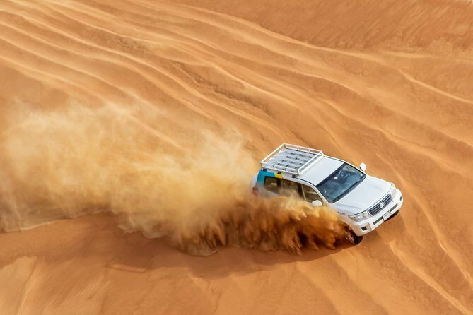Sunrise Desert Safari with Wildlife Experience from Dubai - Wildlife spotting at Al Qudra Lakes and the oryx feeding stop