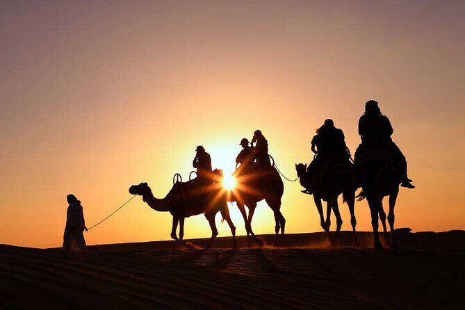 Sunrise in Dubai Desert - Dune Bashing with an Experienced Driver: The Fun Part (and the Caveat)