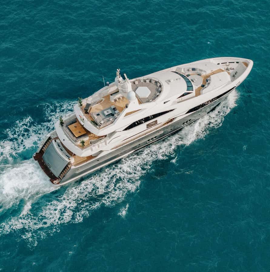 Sunseeker Superyacht: VIP Dinner, Premium Drinks& Live Music - Key Takeaways Before You Go