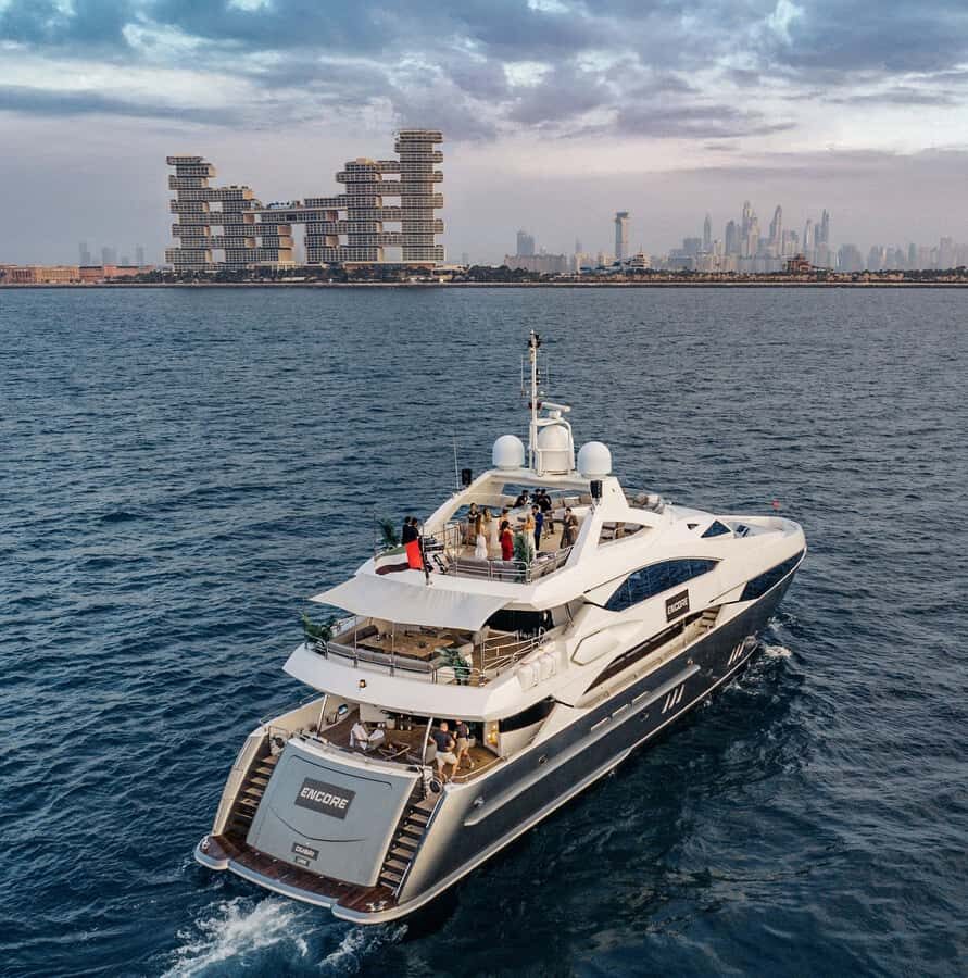 Sunseeker Superyacht: VIP Dinner, Premium Drinks& Live Music - What Changes During the Night Party (It’s Not the Same Menu)