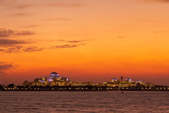 Sunset Corniche Cruise - 2 hours trip - Key points to know before you go