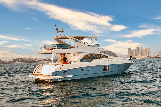Sunset escape on Bluemoon 64ft from Dubai Marina to Atlantis - The sailing story: Dubai Marina to Atlantis at sunset