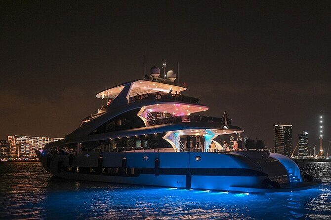Superyacht Experience in Dubai with Dinner and Live Music - Where the cruise fits in your Dubai night plan