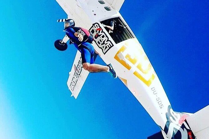 Tandem Skydive experience in Dubai - Picking Palm Jumeirah or the desert: what you’re really choosing