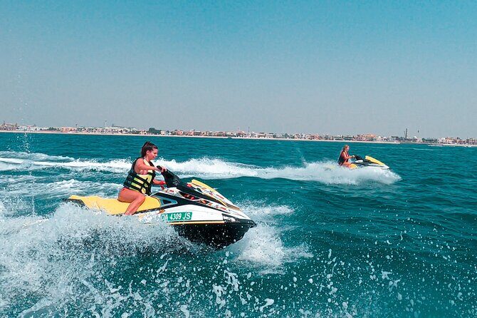 The Best Jet Ski in Dubai - 2 Hours Burj Al Arab - Dubai Marina - Atlantis Tour - Dubai Marina Speed Pass: Skyscrapers Close to Your Left