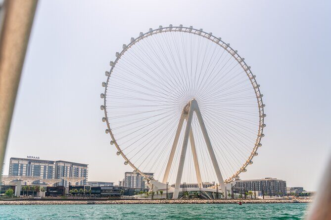 The Dubai Landmarks Tour - 60-Minute Boat Time by Dubai Marina (and the seasonal swap)