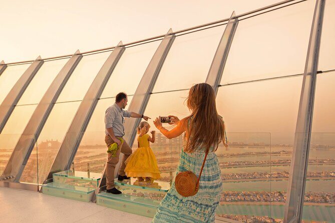 The View at The Palm Ticket with Private Transfers in Dubai - Timing Your Visit for Daylight, Dusk, and Night