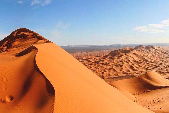 Thrilling Morning Red Dune Desert Safari with Camel Ride in Dubai - Dubai pickup in a 4x4 SUV: Convenience that matters at the start