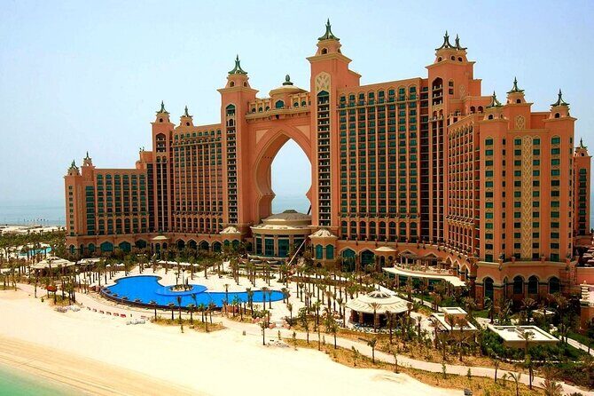 Trio Package - Dubai city tour + Desert Safari + Dhow cruise Dinner - Food and drinks: what the included dinners really mean for your wallet