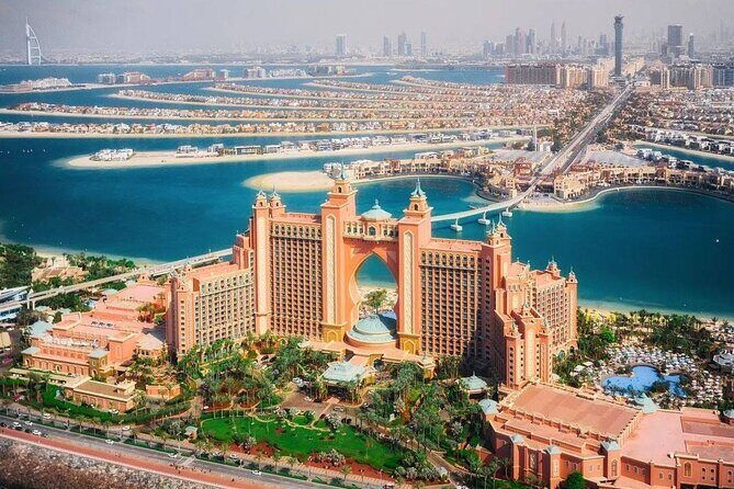 VIP Abu Dhabi City Tour & Louvre Entry - Scenic Stops You Should Expect Along the Corniche and Heritage Village