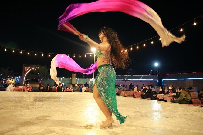 VIP Evening Desert Private Safari Tour in Dubai - Price and value: $418.65 for up to 6 people