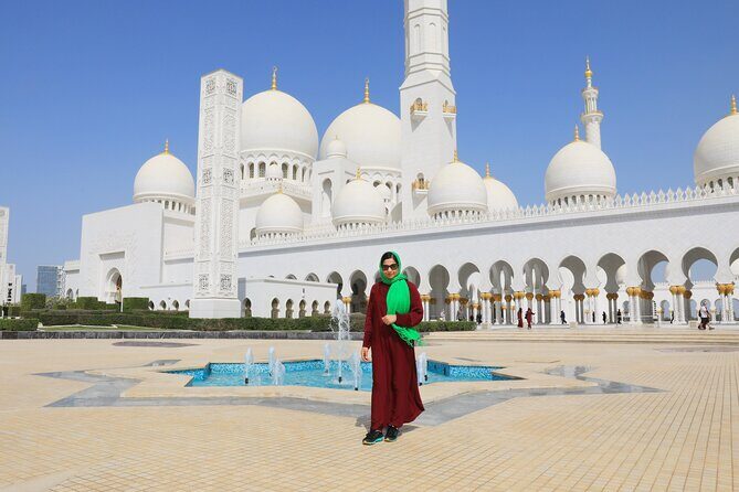 Visit To Ferrari World And Sheikh Zayed Mosque - A Smooth Dubai-to-Abu Dhabi Day: Mosque Serenity to Ferrari World Noise