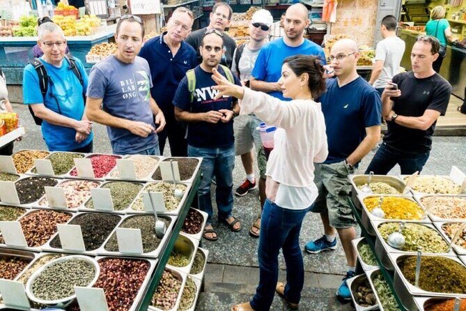 Walk in Old Dubai with New Friend(Pickup option Availabl) - Souk Al Seef by Dubai Retail: A Quick Cultural Connector