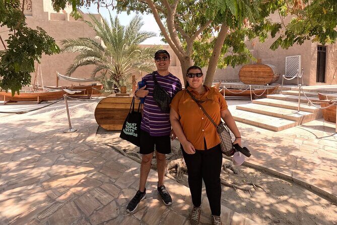 Walking Old Dubai Tour with Gold Market & Speice Market Private - Gold Souk Deira: 63 kg gold-ring photos and smart ways to shop