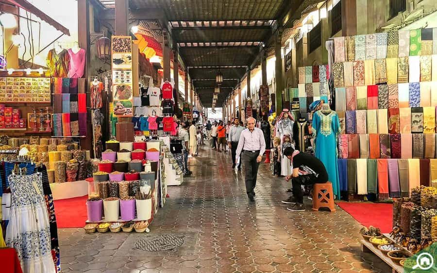 Walking Tour in Old Dubai.with Local Friend - The Included Break: Camel Milk Tea With Saffron